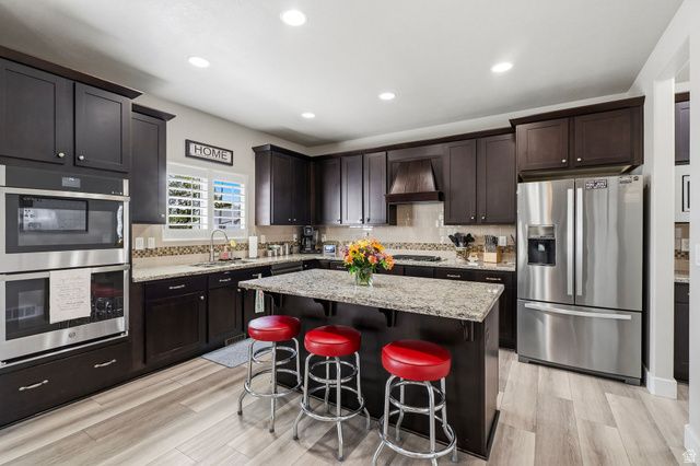 1683 W RIVERTON CHASE DR, Riverton, UT 84065
