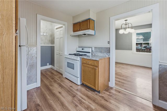 1306 Roslyn Avenue SW, Canton, OH 44710