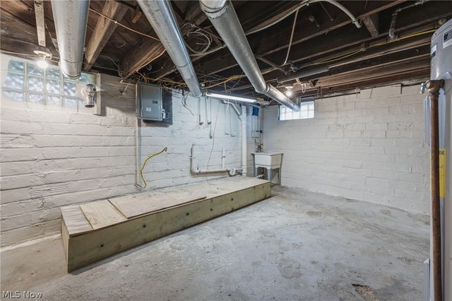 1306 Roslyn Avenue SW, Canton, OH 44710