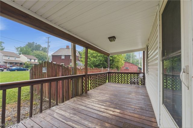 1306 Roslyn Avenue SW, Canton, OH 44710