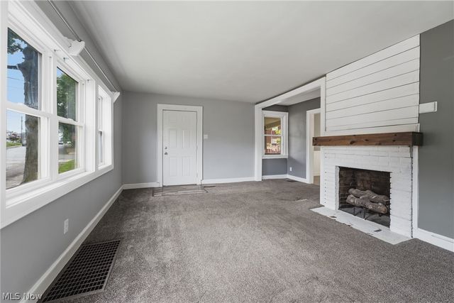 1306 Roslyn Avenue SW, Canton, OH 44710