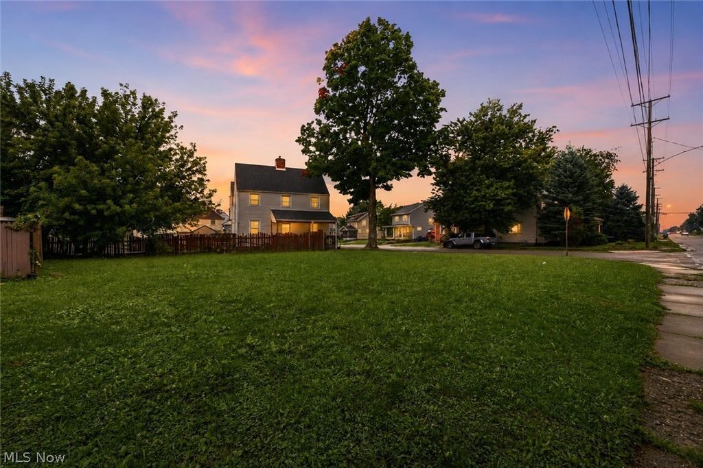 1306 Roslyn Avenue SW, Canton, OH 44710