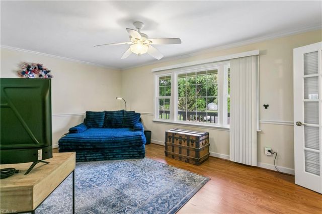 6 Kathy DR, Poquoson, VA 23662