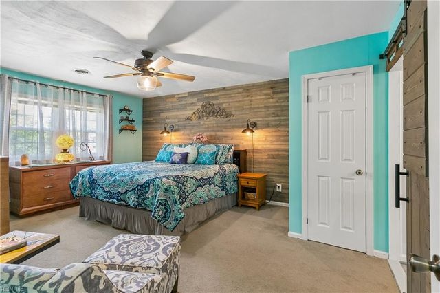 6 Kathy DR, Poquoson, VA 23662