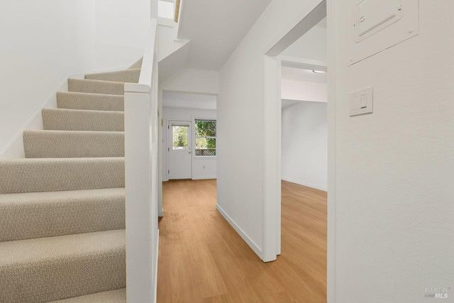 40 Lovejoy Way, Novato, CA 94949