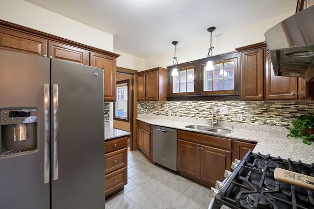 3841 Aldrich Avenue N, Minneapolis, MN 55412