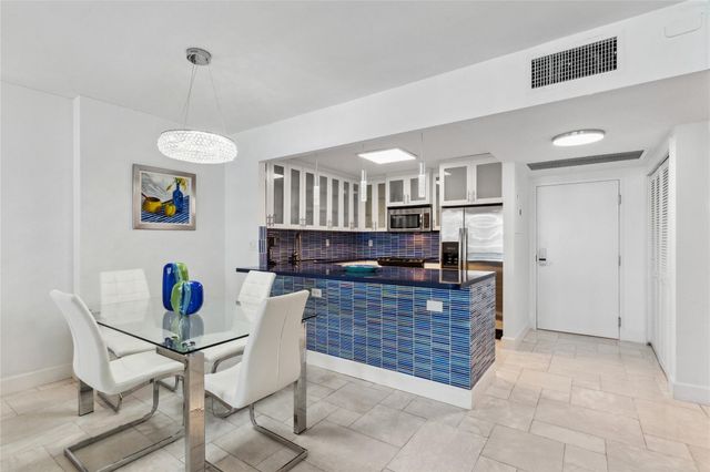 2301 Collins Avenue 1015, Miami Beach, FL 33139