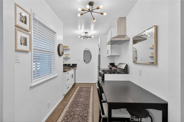 218 Venice Way, Venice, CA 90291
