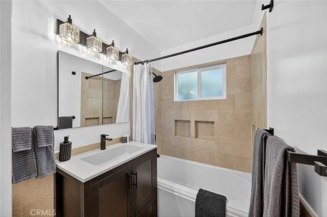 218 Venice Way, Venice, CA 90291