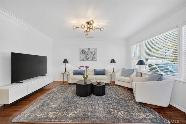 218 Venice Way, Venice, CA 90291