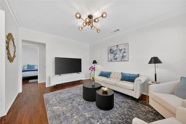 218 Venice Way, Venice, CA 90291