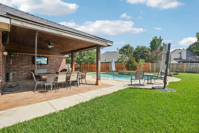 103 Falls Court, Red Oak, TX 75154