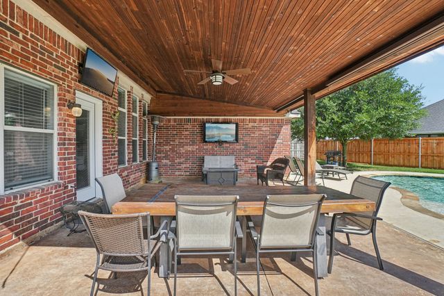 103 Falls Court, Red Oak, TX 75154