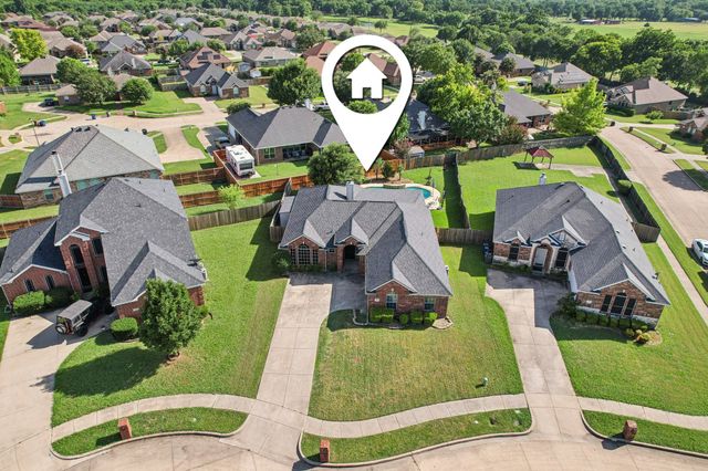 103 Falls Court, Red Oak, TX 75154