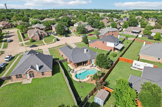 103 Falls Court, Red Oak, TX 75154