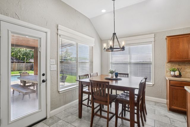 103 Falls Court, Red Oak, TX 75154