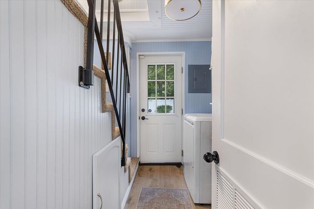 19 Monadnock Street, Nashua, NH 03064