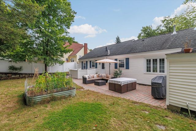 19 Monadnock Street, Nashua, NH 03064