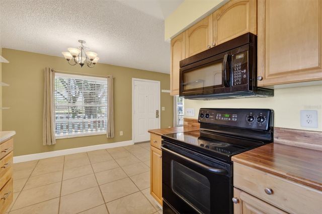 610 PALMETTO DRIVE, Mascotte, FL 34753