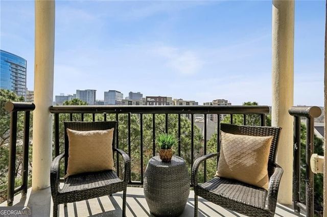 1 Biscayne Drive NW PH6, Atlanta, GA 30309