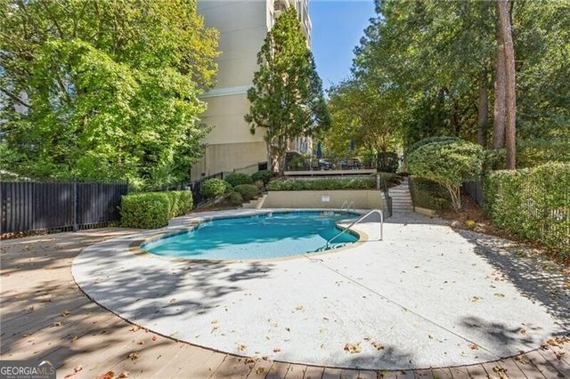 1 Biscayne Drive NW PH6, Atlanta, GA 30309