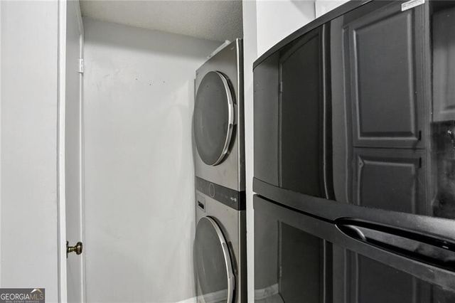 1 Biscayne Drive NW PH6, Atlanta, GA 30309