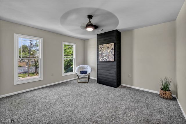 1423 Kenilworth Avenue, Cleveland, OH 44113