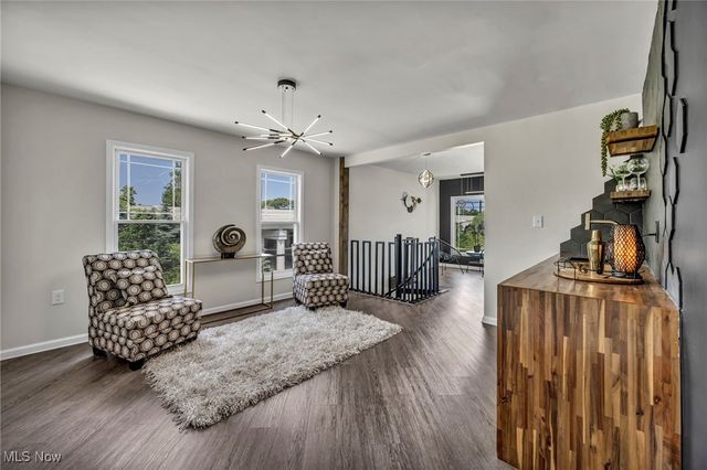 1423 Kenilworth Avenue, Cleveland, OH 44113