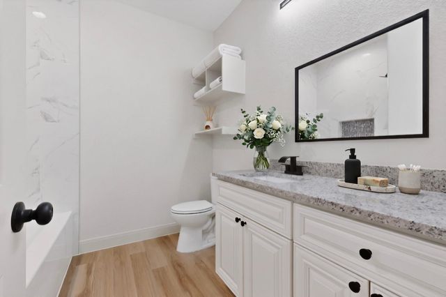 190 Molokini DR, Bastrop, TX 78602