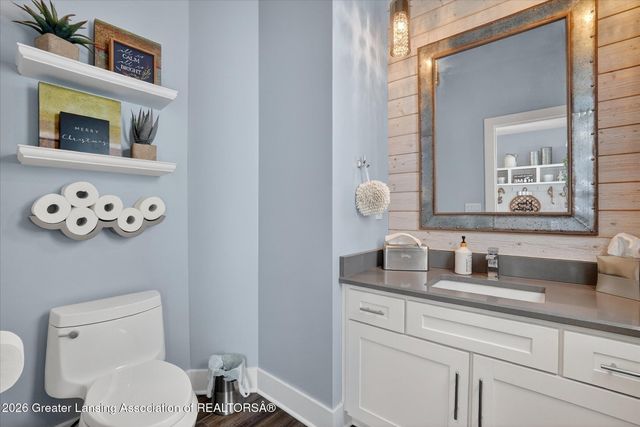 5384 Van Atta Road, Haslett, MI 48840