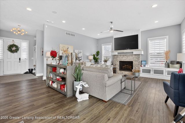 5384 Van Atta Road, Haslett, MI 48840