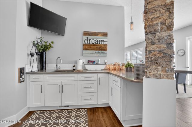 5384 Van Atta Road, Haslett, MI 48840