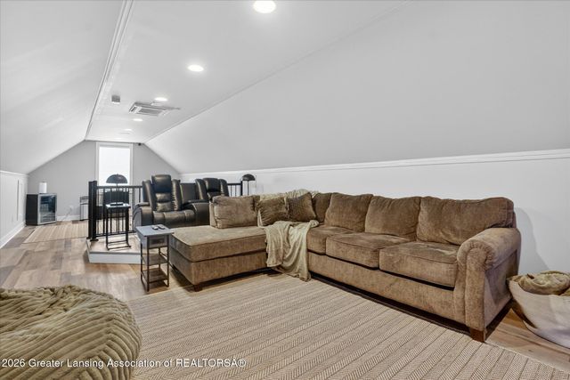 5384 Van Atta Road, Haslett, MI 48840