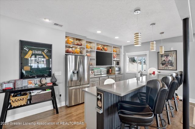 5384 Van Atta Road, Haslett, MI 48840