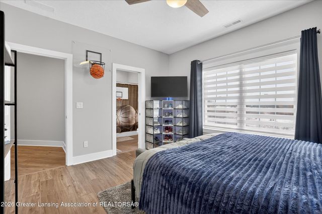 5384 Van Atta Road, Haslett, MI 48840