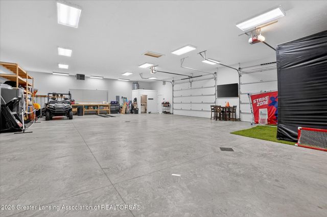 5384 Van Atta Road, Haslett, MI 48840