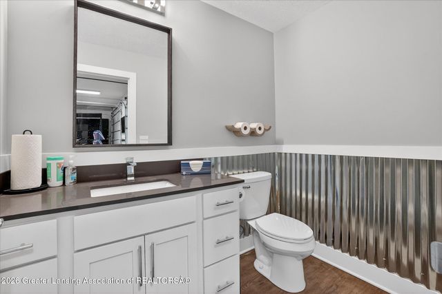 5384 Van Atta Road, Haslett, MI 48840