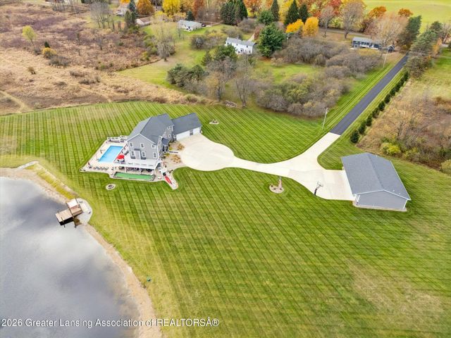 5384 Van Atta Road, Haslett, MI 48840