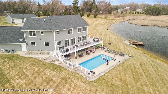 5384 Van Atta Road, Haslett, MI 48840
