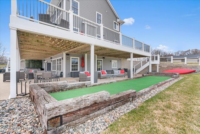 5384 Van Atta Road, Haslett, MI 48840