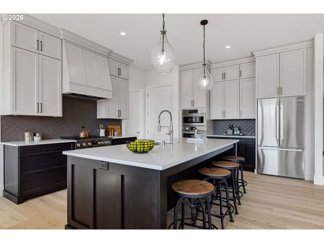 15008 Nw 13TH Ave, Vancouver, WA 98685