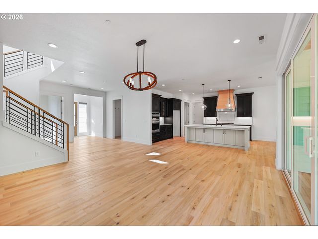 15008 Nw 13TH Ave, Vancouver, WA 98685