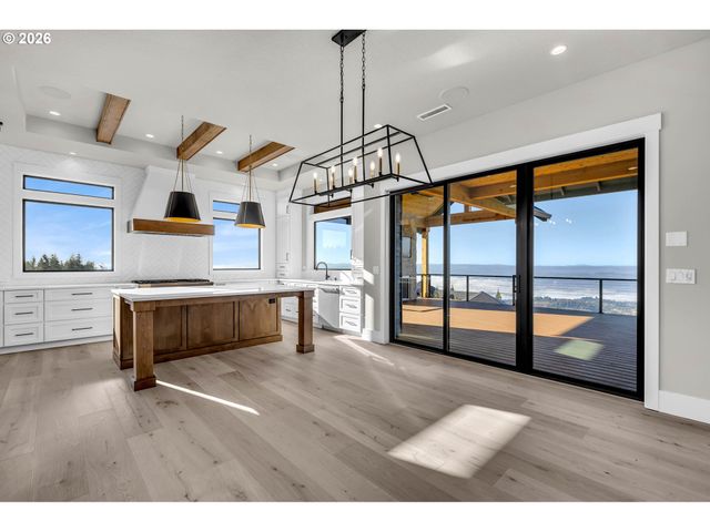 15008 Nw 13TH Ave, Vancouver, WA 98685