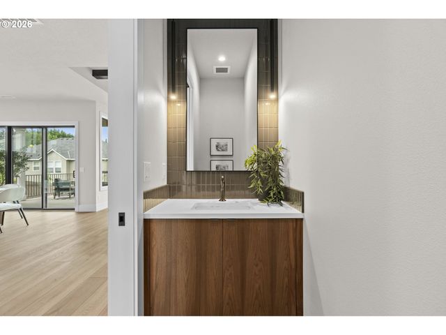 15008 Nw 13TH Ave, Vancouver, WA 98685