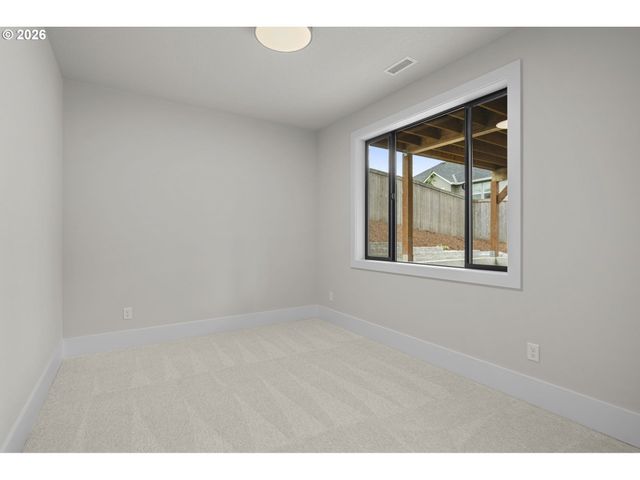 15008 Nw 13TH Ave, Vancouver, WA 98685