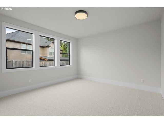 15008 Nw 13TH Ave, Vancouver, WA 98685
