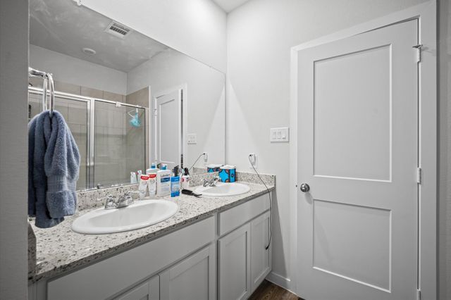 107 Resilient Gale Court, Magnolia, TX 77354