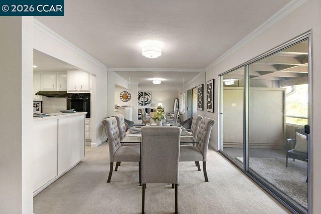 3341 Tice Creek Dr 5, Walnut Creek, CA 94595