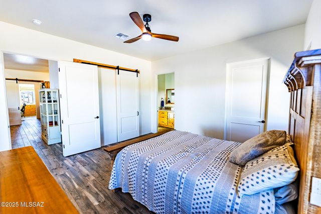 1121 N Apache Ridge Road, Benson, AZ 85602