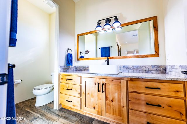 1121 N Apache Ridge Road, Benson, AZ 85602